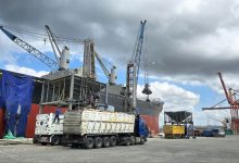 وصول خمس بواخر قمح